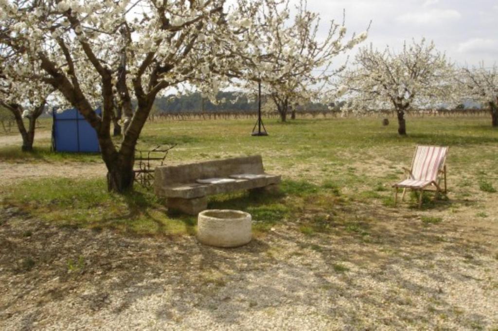 Puyvert Maison D'Hotes Bastide St Victor A 2,5 Kilometres De Lourmarin الغرفة الصورة